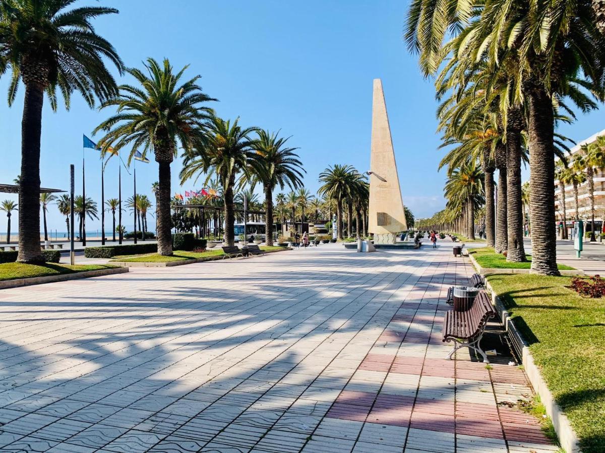 Book Ibiza Salou Apartman Kültér fotó