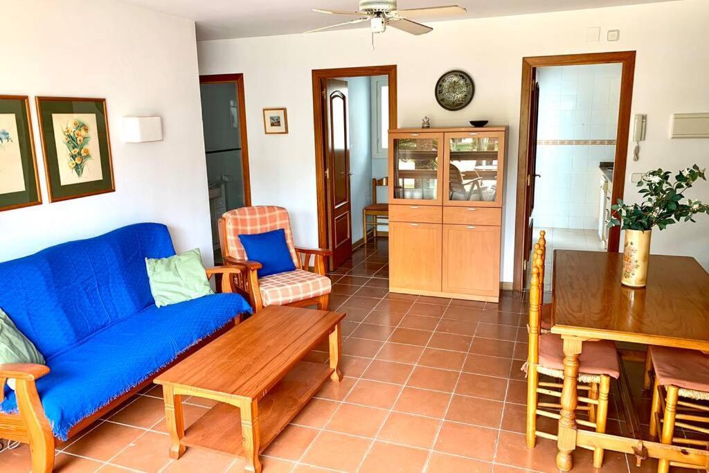 Book Ibiza Salou Apartman Kültér fotó