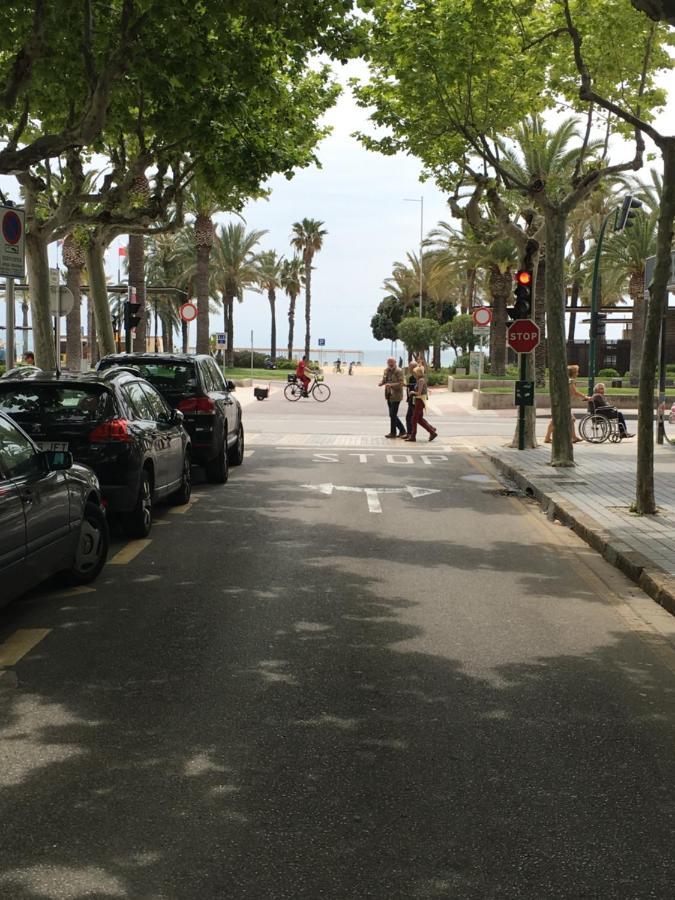 Book Ibiza Salou Apartman Kültér fotó